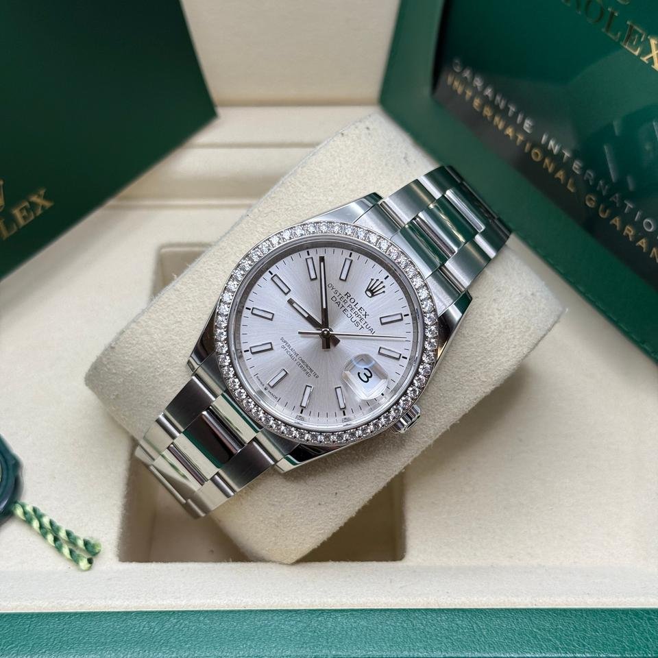 Rolex Datejust 36 Silver Index Dial Stainless Steel Diamond Bezel Oyster Bracelet - Image 5
