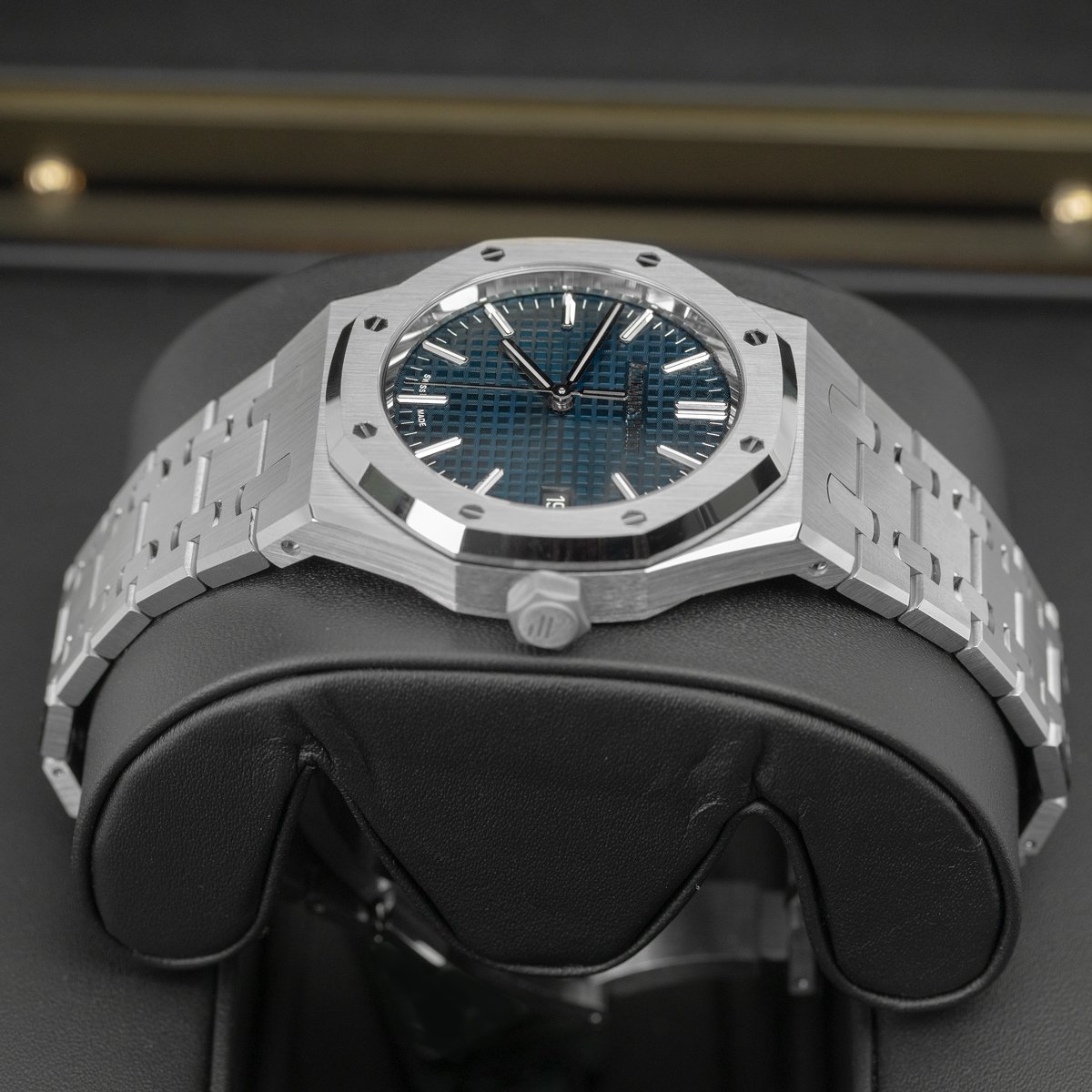 Audemars Piguet 15550ST.OO.1356ST.06 Blue Dial 37mm - Image 4