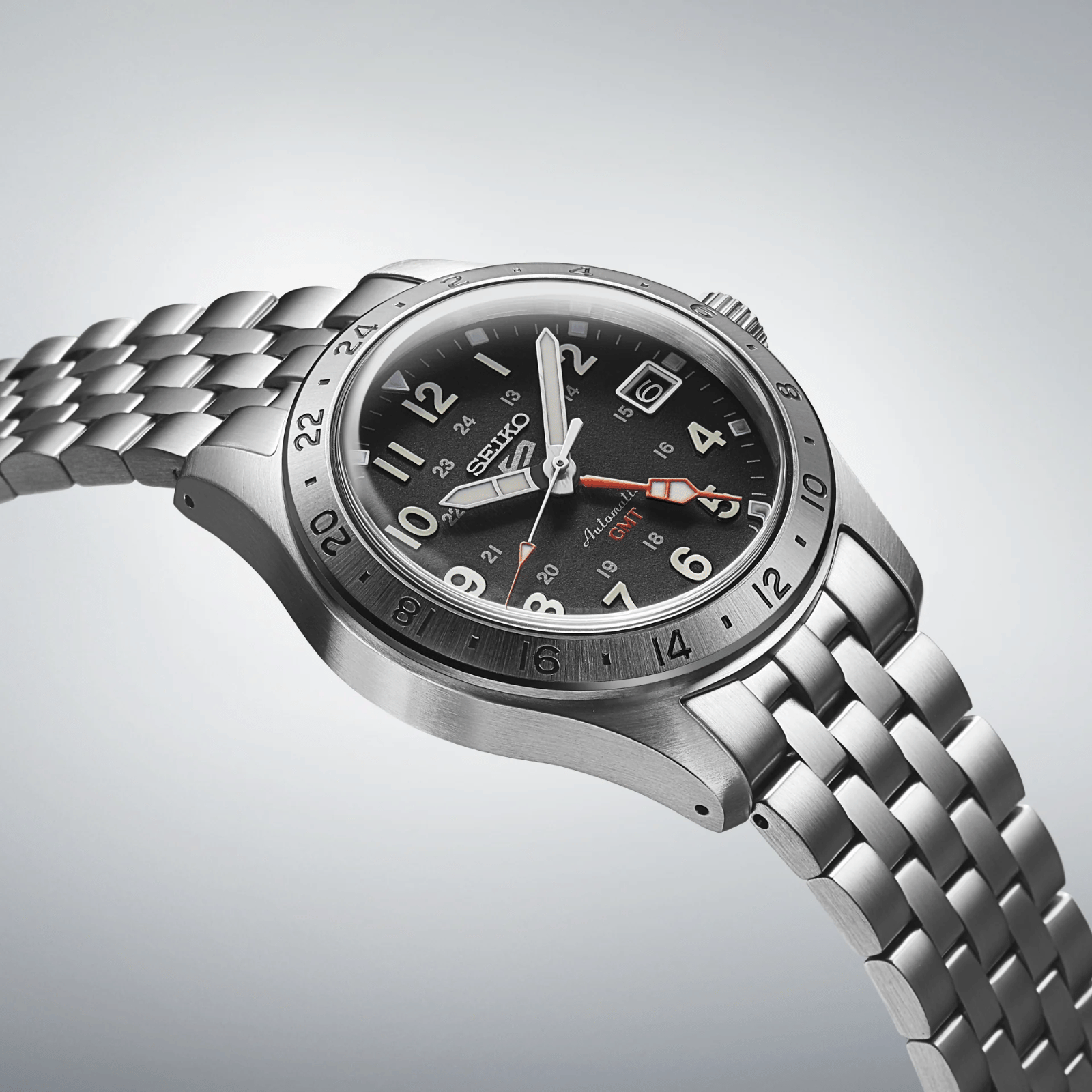 Seiko 5 Sports Field Series GMT SSK023 - Image 3