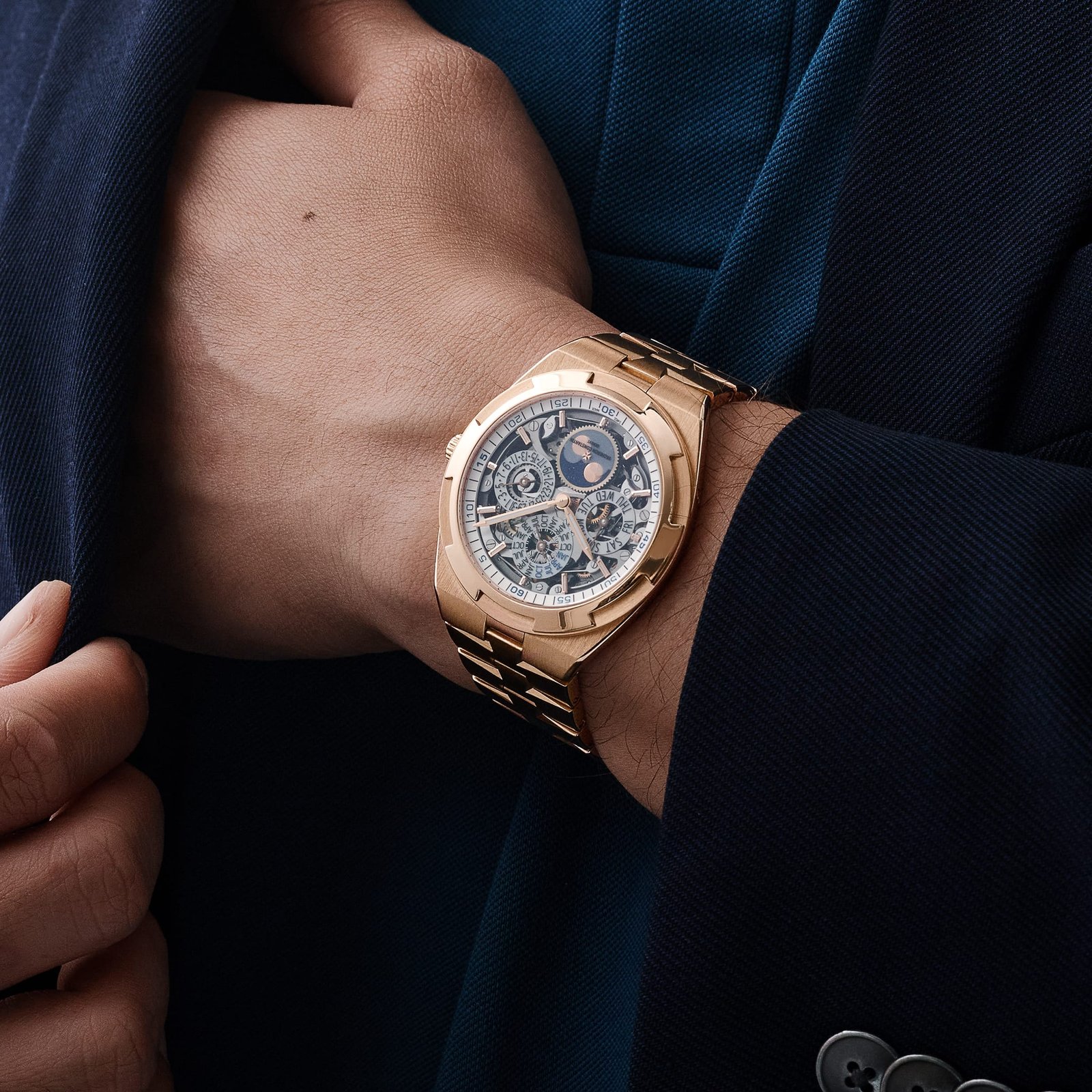 Vacheron Constantin Overseas 4300V/120R-B547 Perpetual Calendar Ultra-Thin Skeleton Rose Gold - Image 3