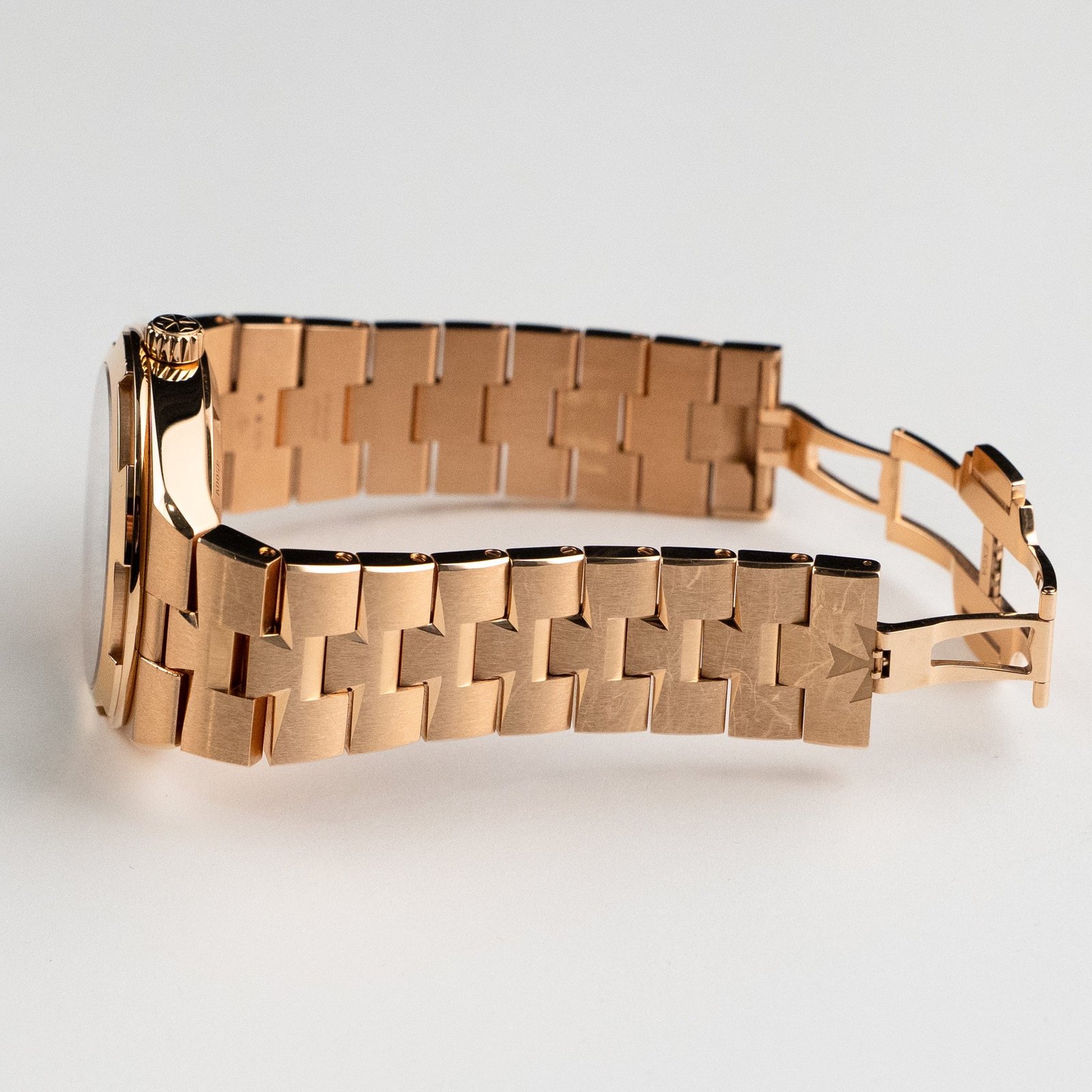 Vacheron Constantin Overseas 4500V/000R-B127 Rose Gold Silver Dial (2022) - Image 11