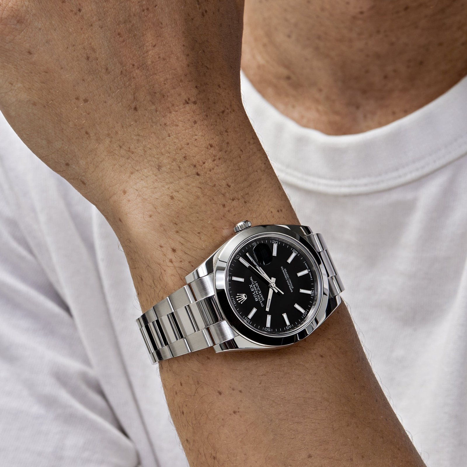 Rolex Datejust 41 126300 Stainless Steel Black Dial Oyster - Image 2
