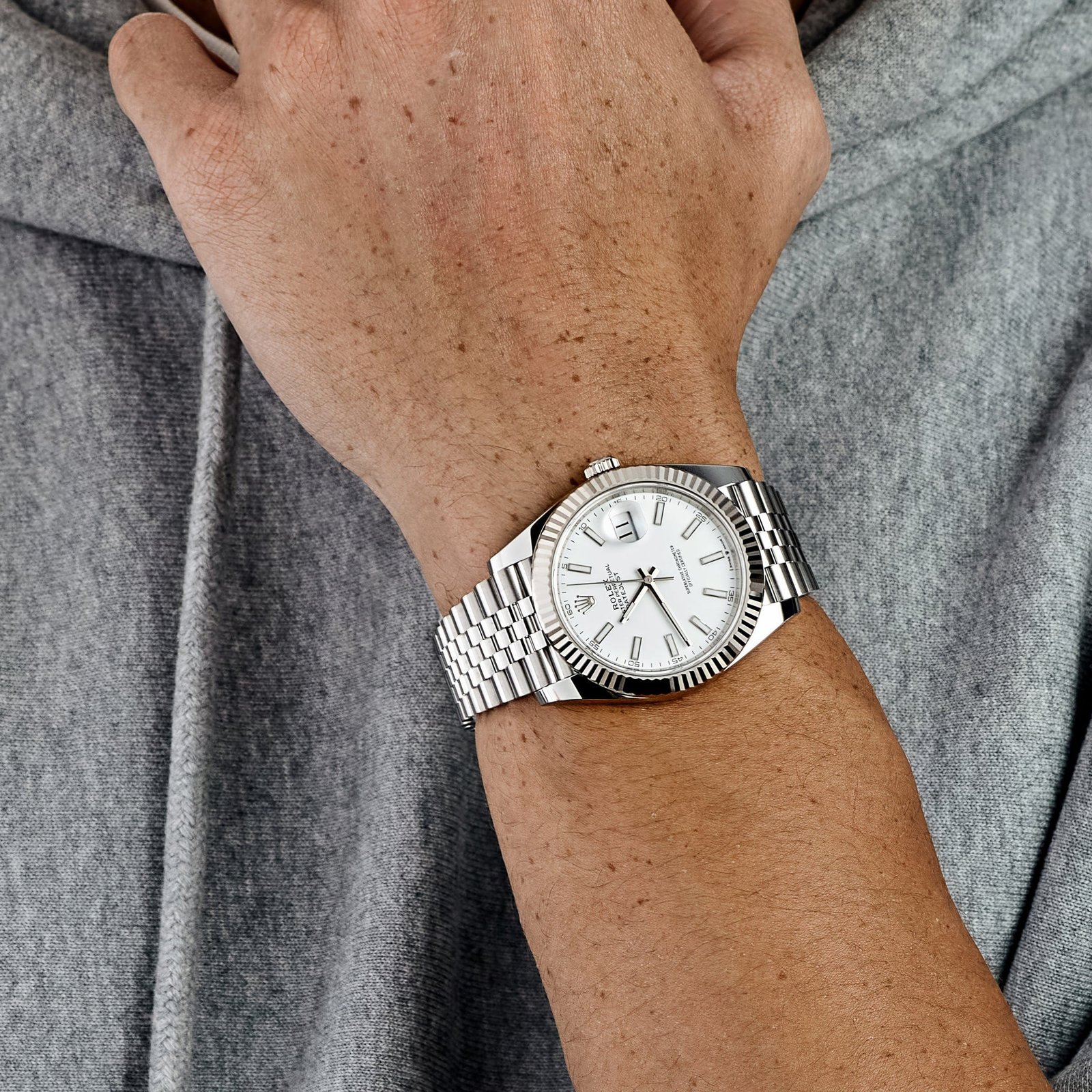 Rolex Datejust 41 126334 Stainless Steel White Dial Jubilee (2025) - Image 2