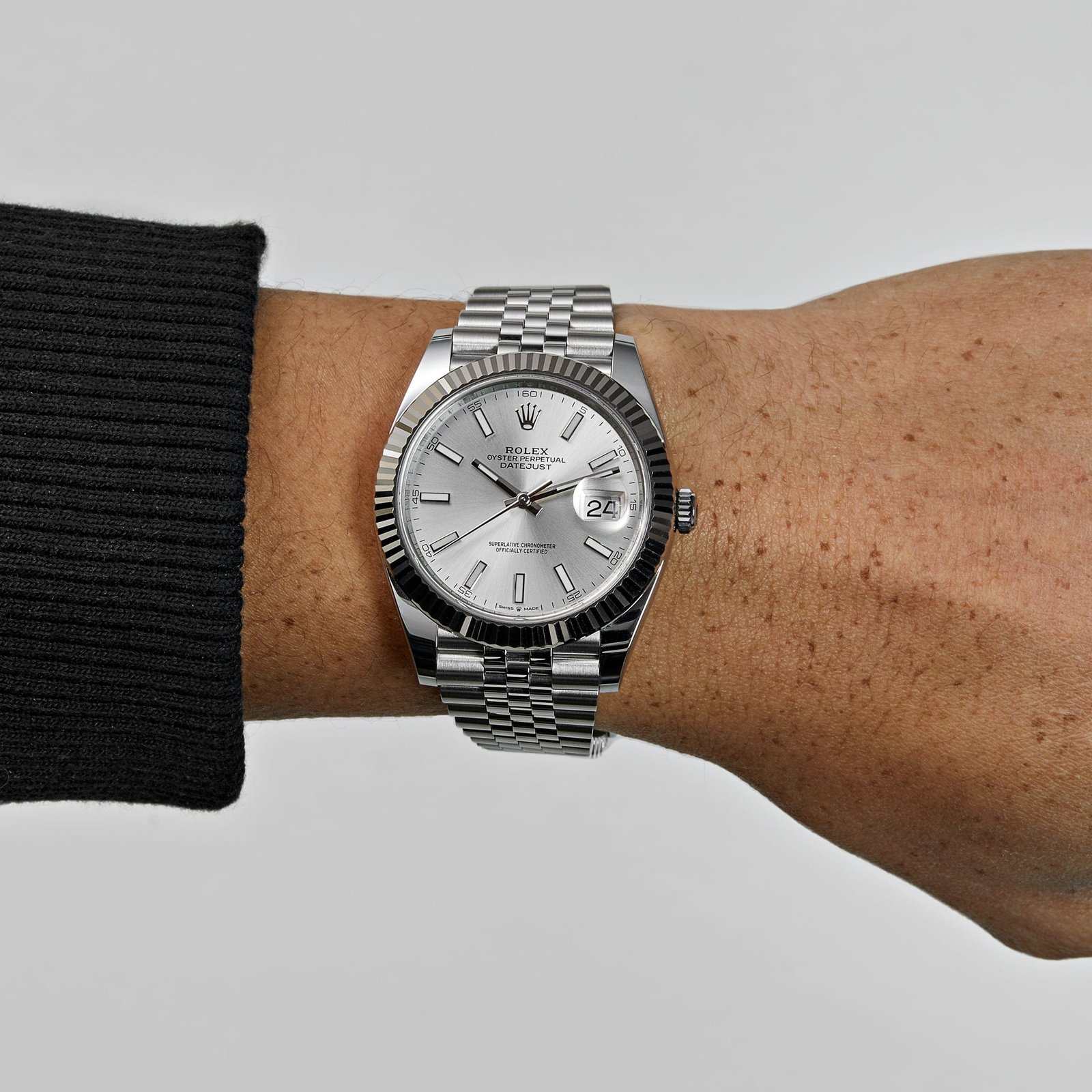 Rolex Datejust 41 126334 Stainless Steel Silver Dial Jubilee - Image 2