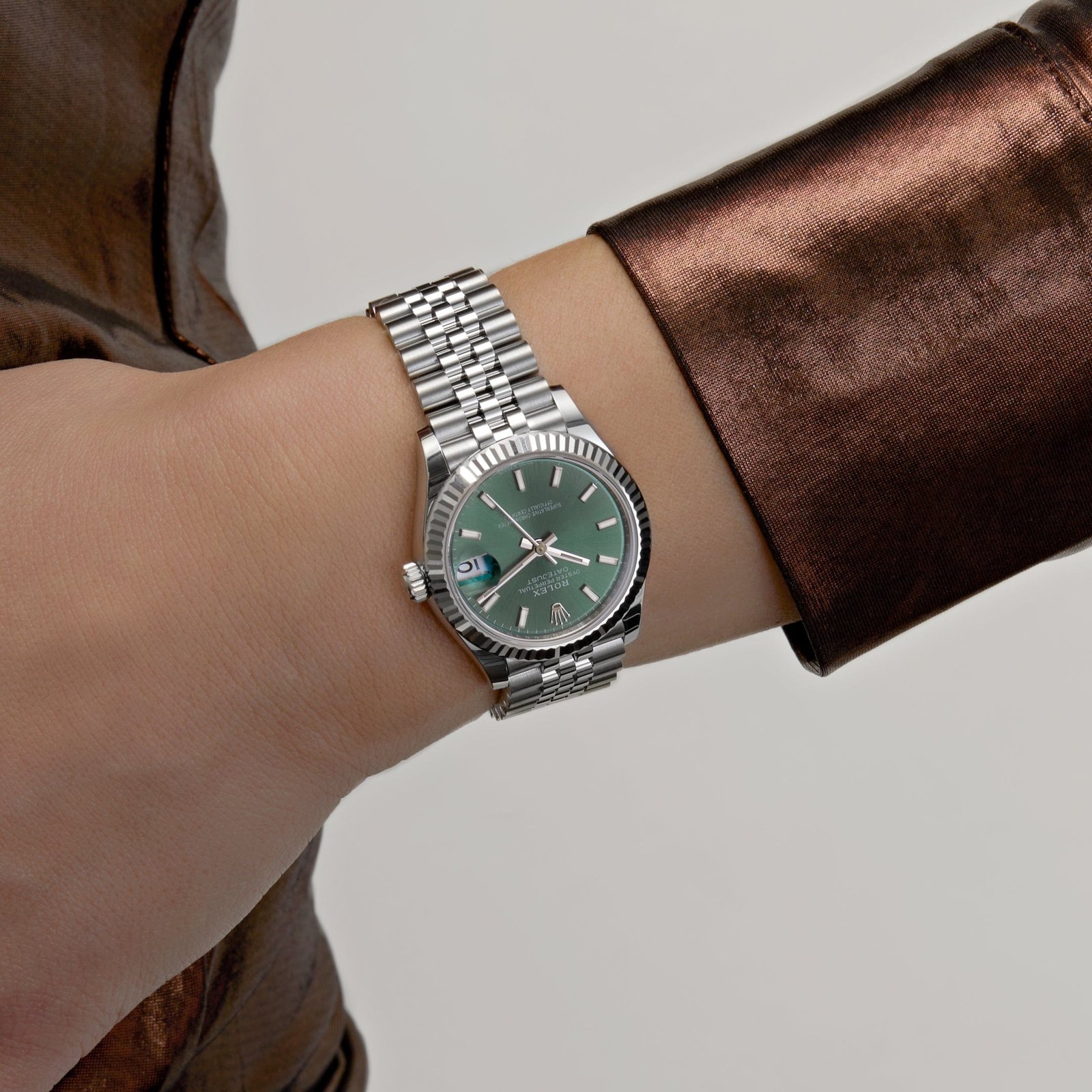 Rolex Datejust 31 278274 'Ladies' Stainless Steel Mint Green Dial Fluted Jubilee (2025) - Image 2