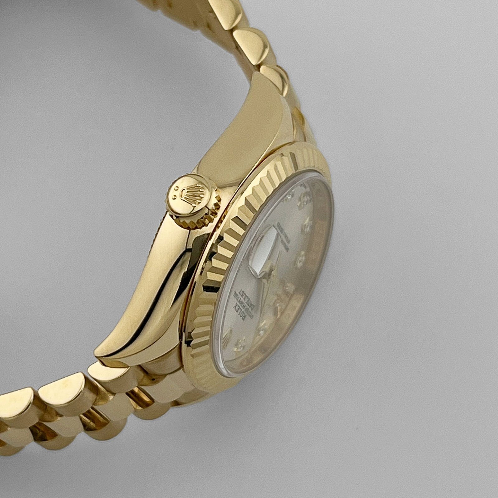 Rolex Datejust 28 279178 'Ladies' Yellow Gold Silver Diamond Dial (2025) - Image 3