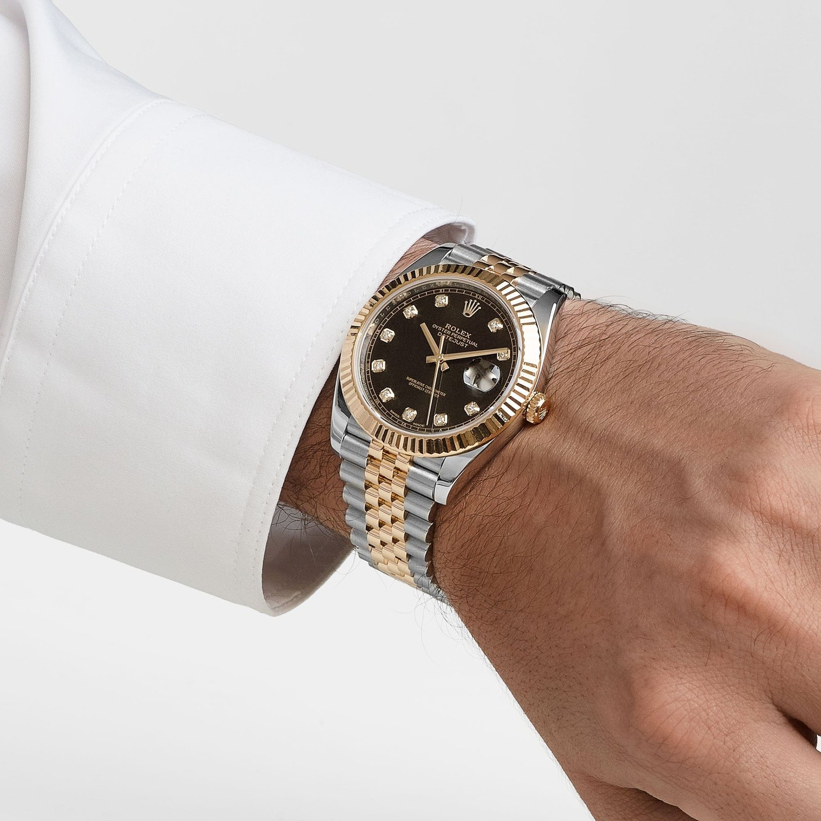 Rolex Datejust 41 126333 Stainless Steel Yellow Gold Black Diamond Dial Jubilee (2025) - Image 2