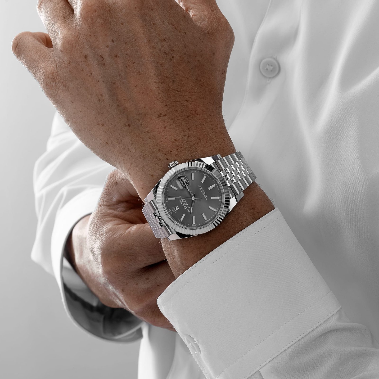Rolex Datejust 41 126334 Stainless Steel Slate Dial Jubilee (2026) - Image 3