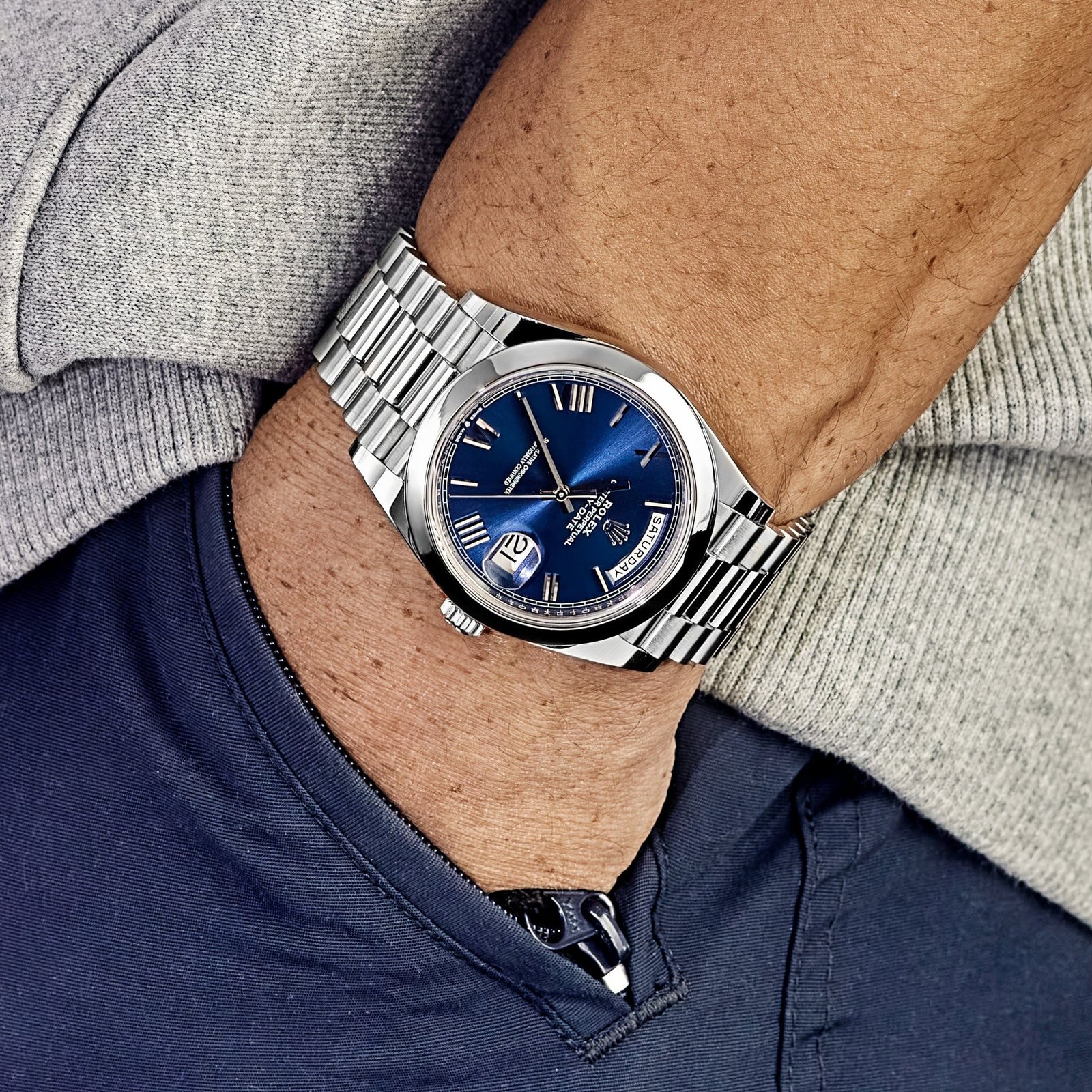 Rolex Day-Date 40 228206 Platinum Blue Dial (2022) - Image 2
