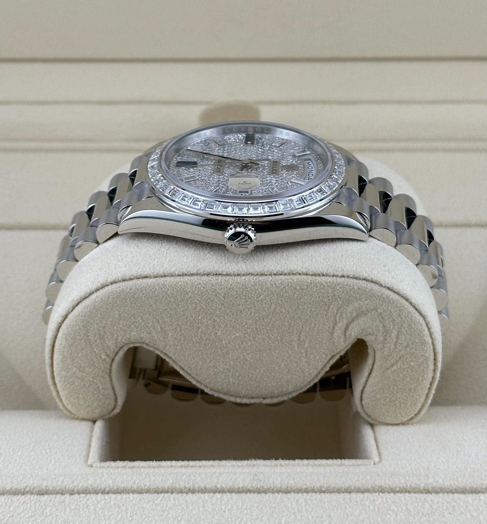 Rolex Day-Date 40 228396TBR Platinum Diamond Sapphire Dial Diamond Bezel President (2024) - Image 5