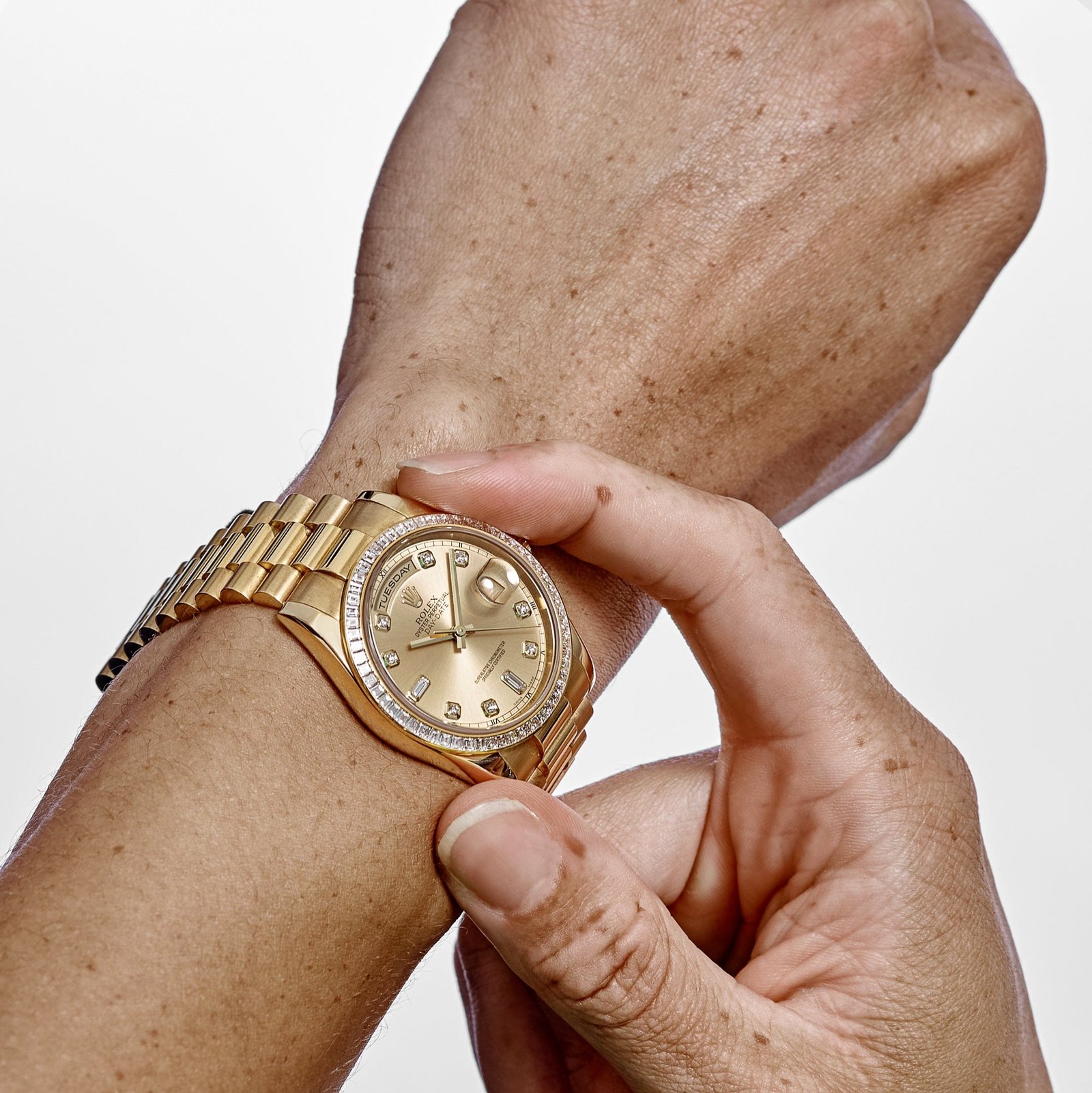 Rolex Day-Date 36 118398BR Yellow Gold Diamond Bezel Champagne Diamond Dial - Image 2