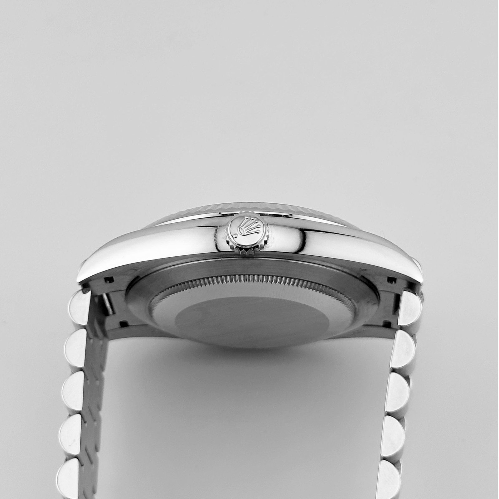 Rolex Day-Date 40 228236 Platinum Ice Blue Roman Numerals Dial (2025) - Image 5