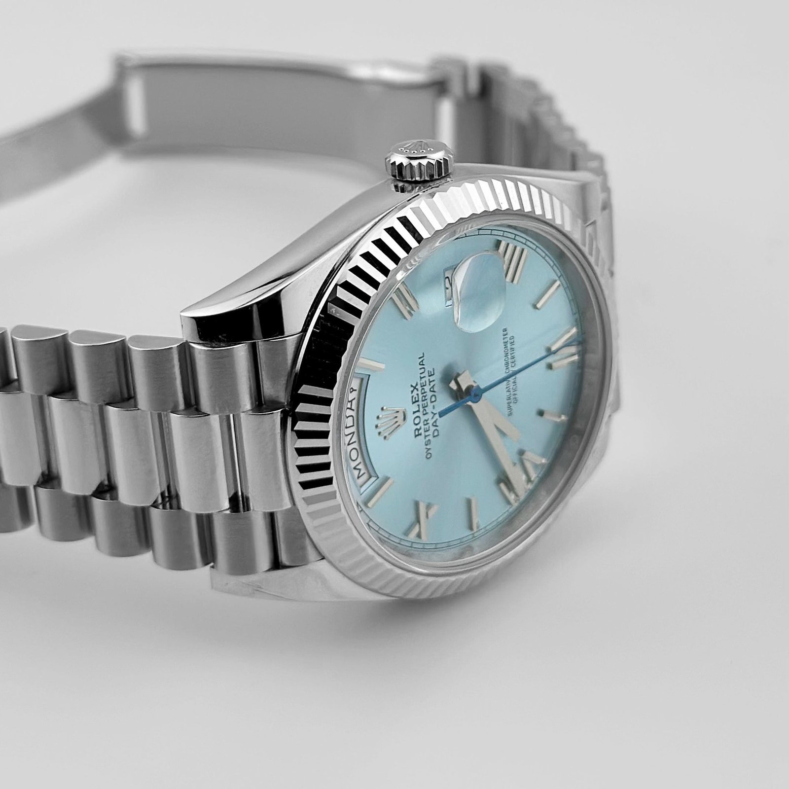 Rolex Day-Date 40 228236 Platinum Ice Blue Roman Numerals Dial (2025) - Image 4