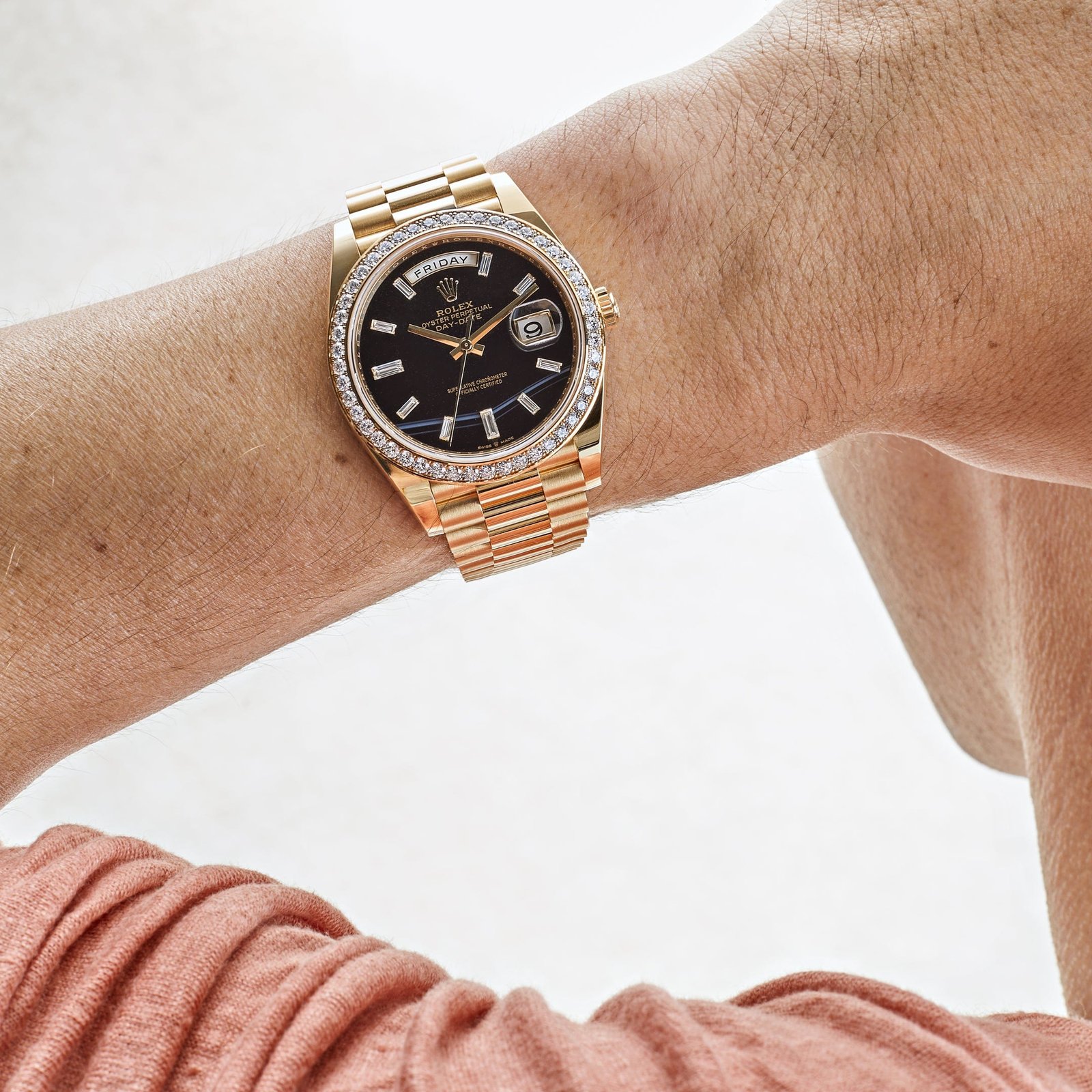 Rolex Day-Date 40 228348RBR Yellow Gold Onyx Diamond Dial Diamond Bezel President (2025) - Image 2