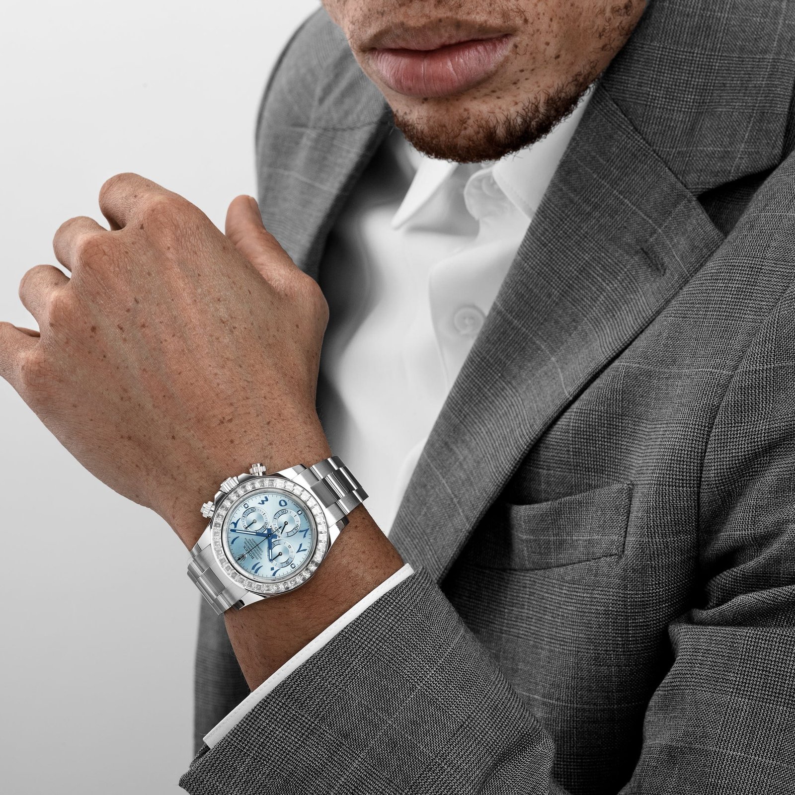 Rolex Daytona 126576TBR Platinum Ice Blue Arabic Dial Diamond Baguette Bezel (2026) - Image 3