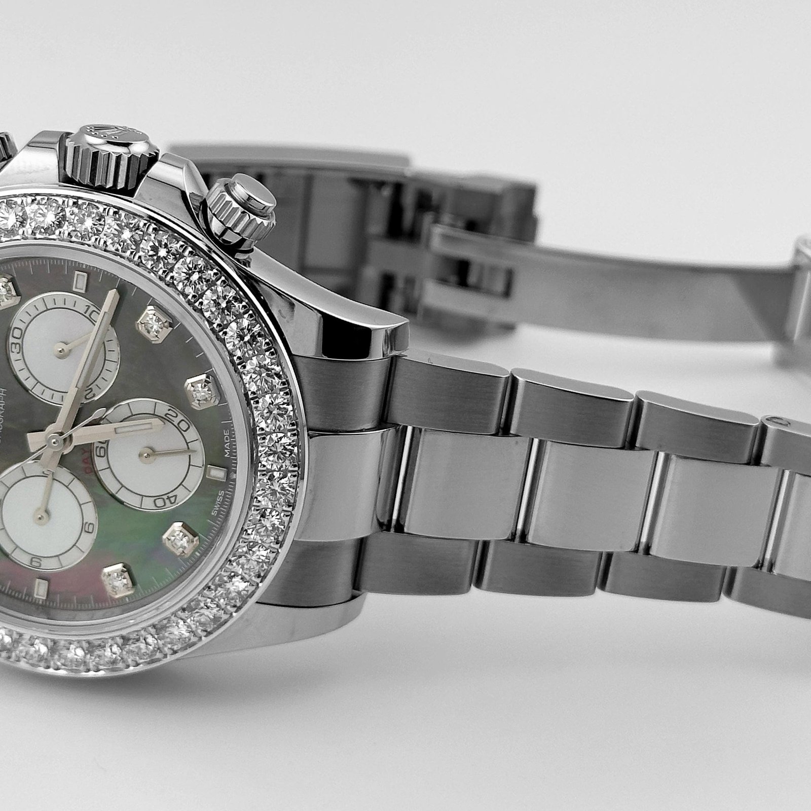 Rolex Daytona 126579RBR White Gold Mother of Pearl Diamond Dial Diamond Bezel - Image 5