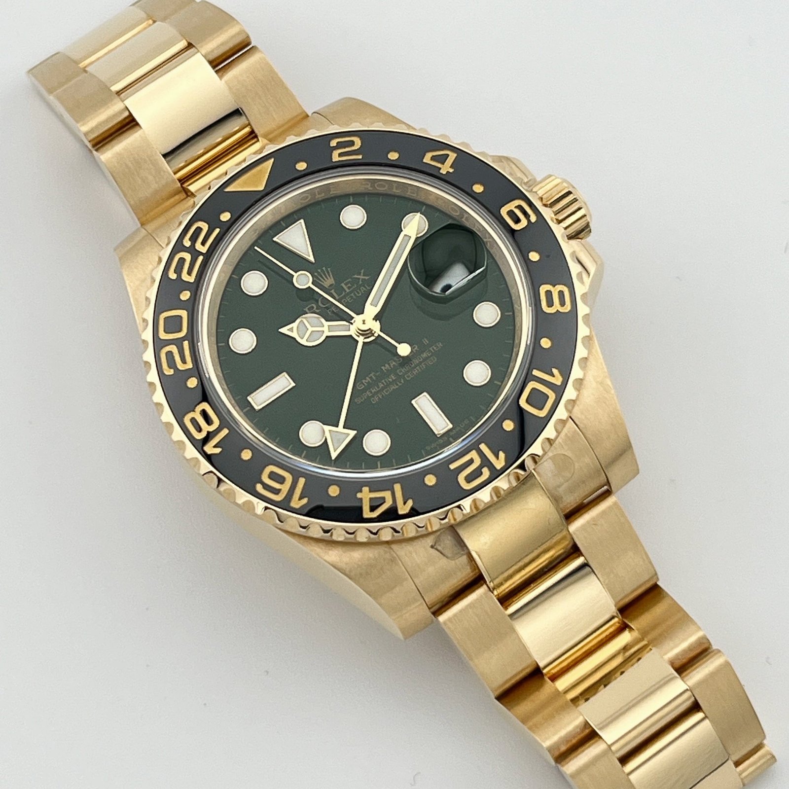 Rolex GMT-Master II 116718LN Yellow Gold Green Dial Black Bezel - Image 2