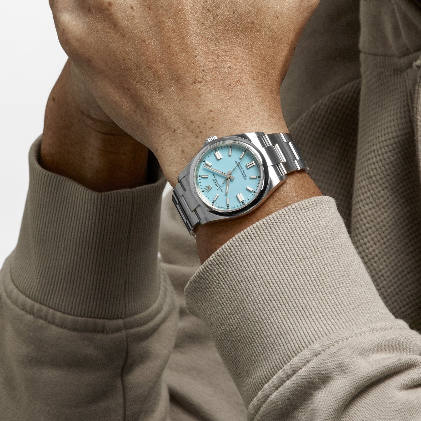 Rolex Oyster Perpetual 36 126000 Stainless Steel Turquoise Dial - Image 2