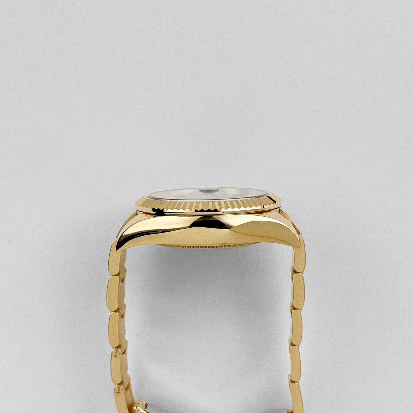 Rolex Sky-Dweller 326938 Yellow Gold Black Dial (2021) - Image 7
