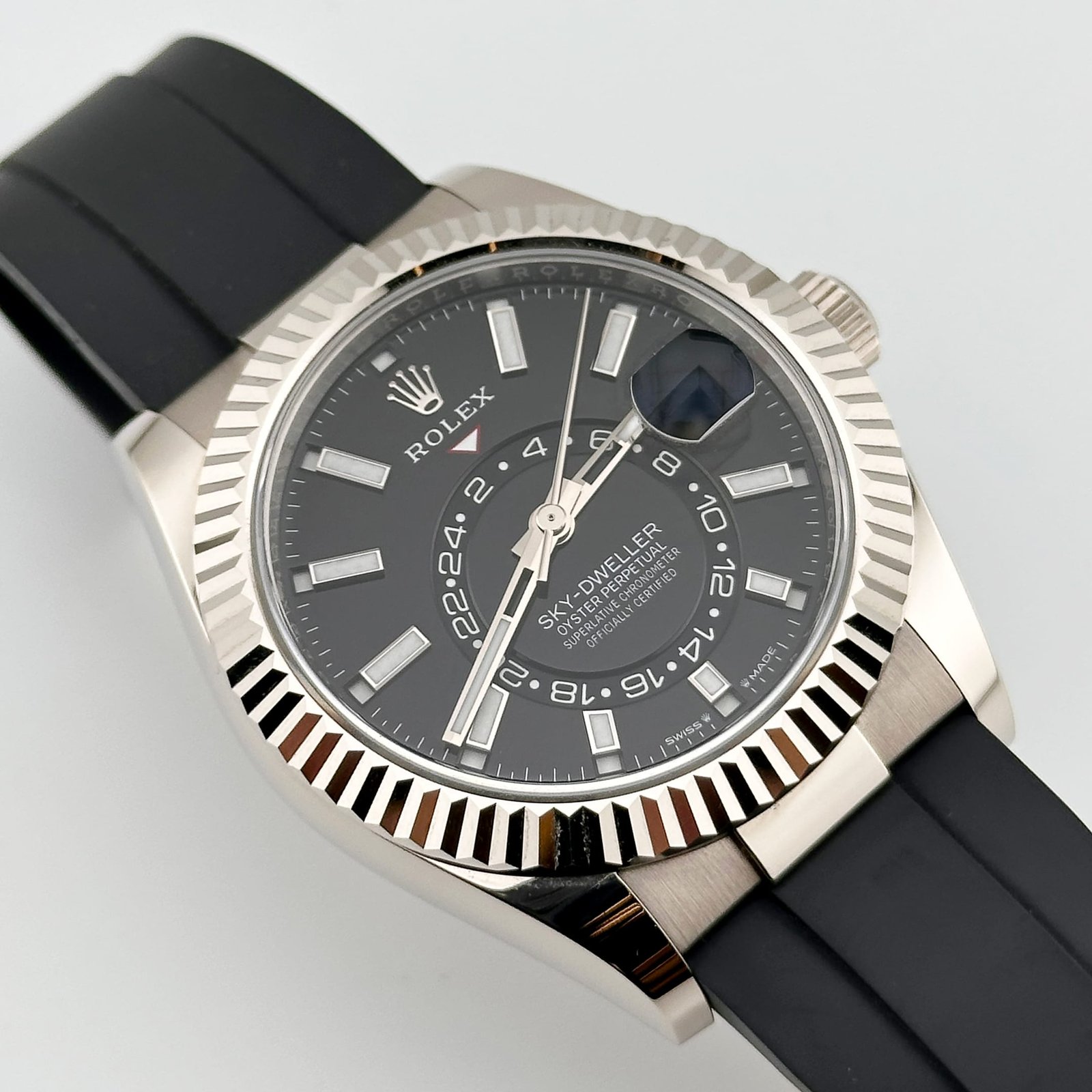 Rolex Sky-Dweller 336239 White Gold Black Dial (2025) - Image 4