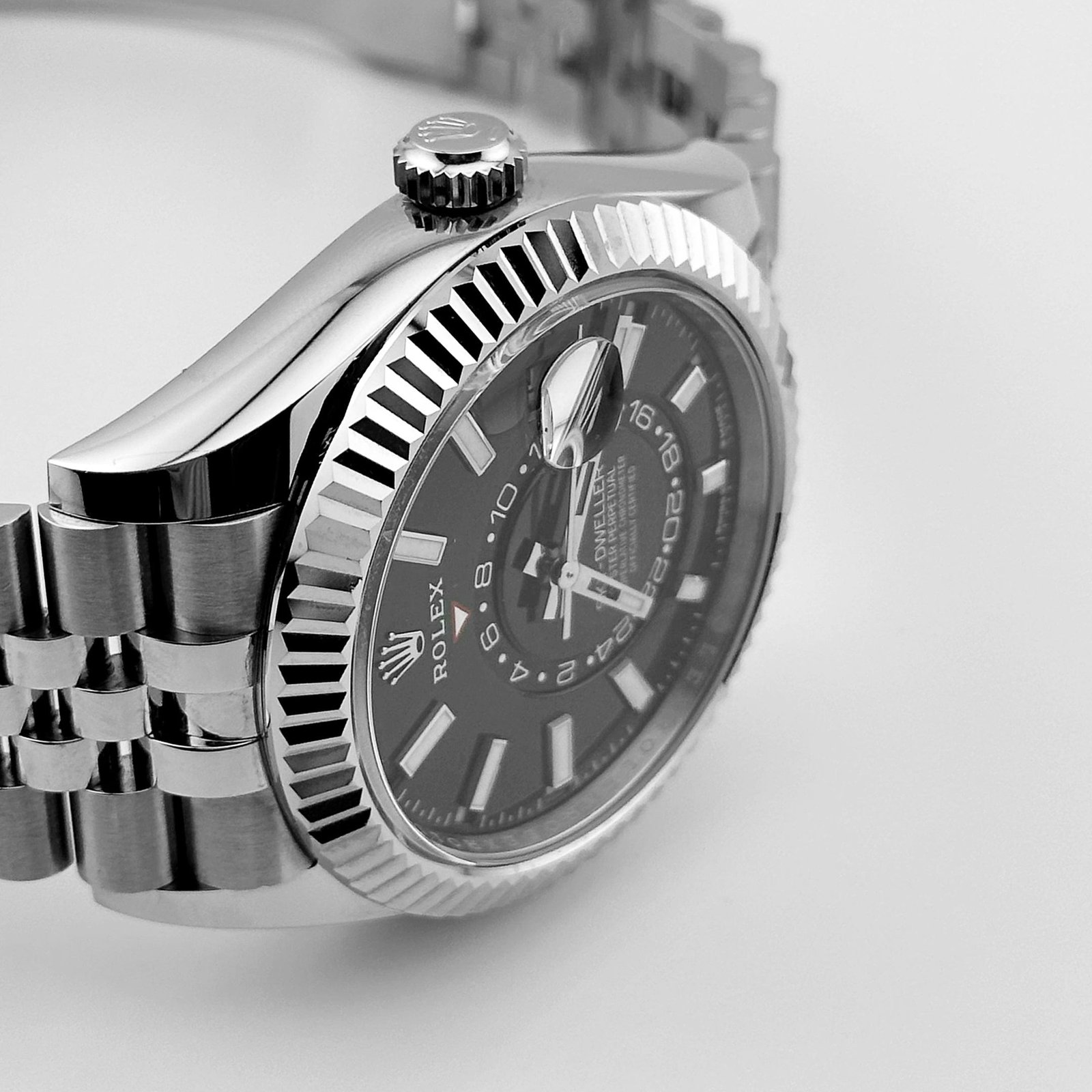 Rolex Sky-Dweller 336934 Stainless Steel Black Dial Jubilee (2025) - Image 4