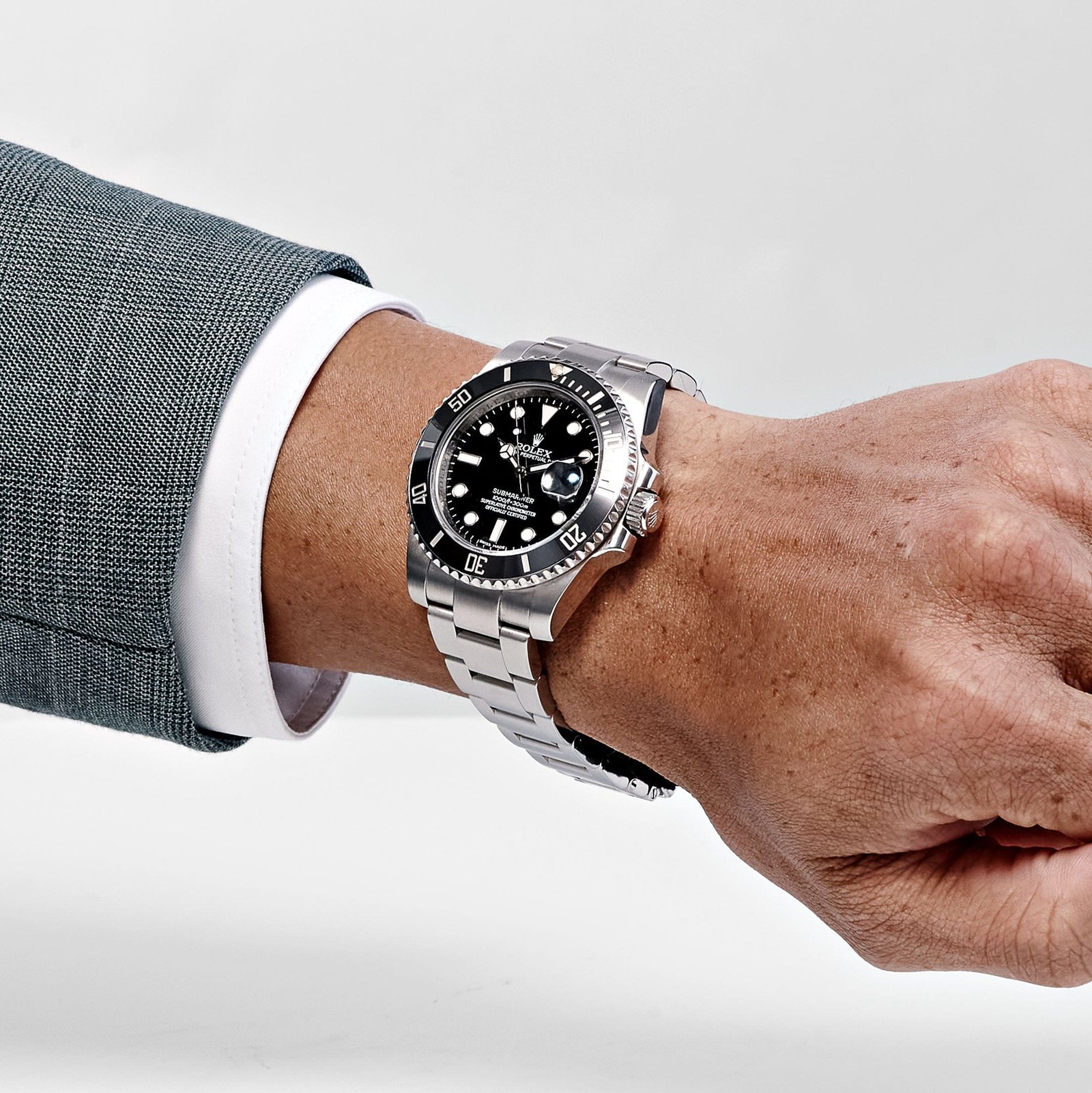 Rolex Submariner Date 116610LN Stainless Steel Black Dial (2015) - Image 2