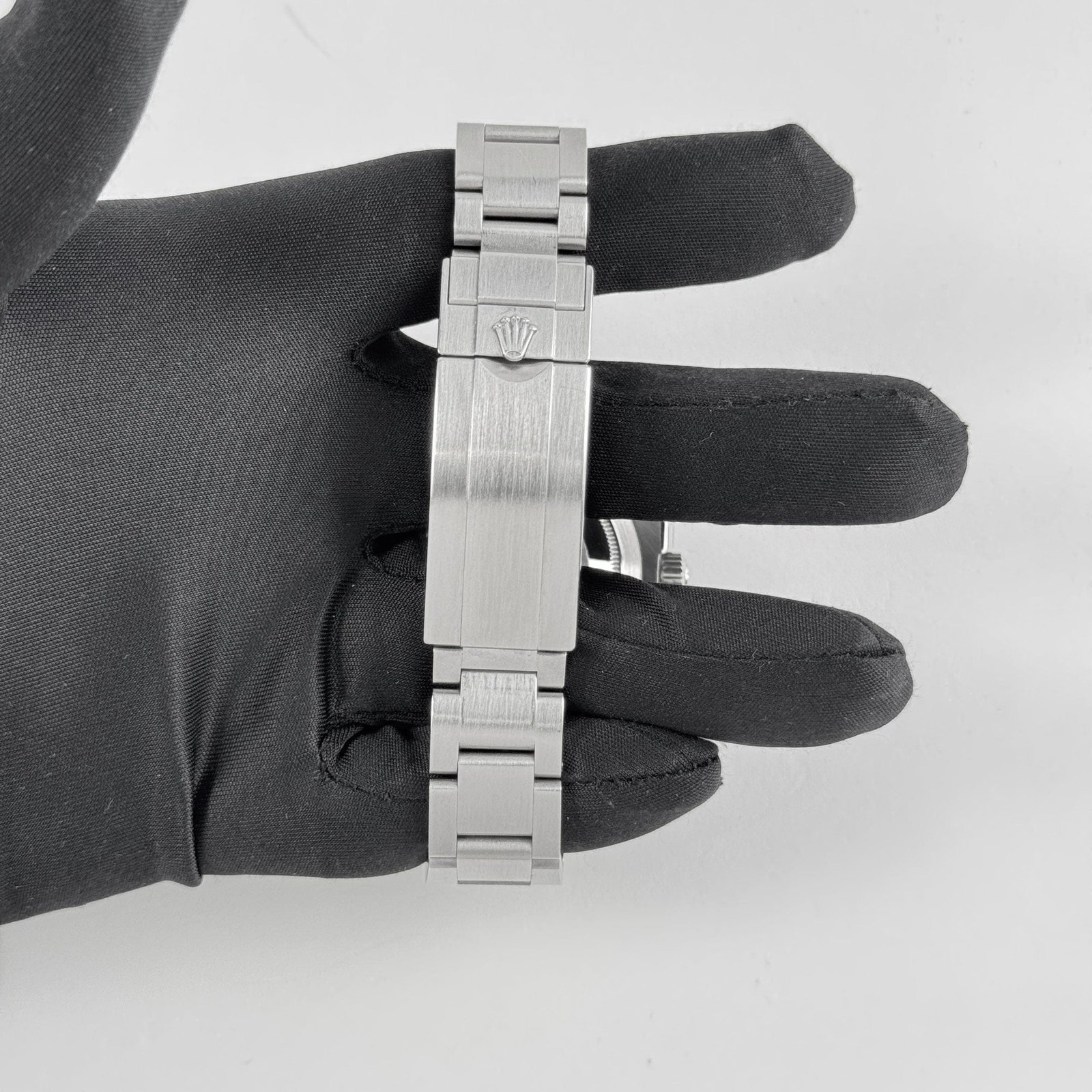 Rolex Submariner Date 116610LN Stainless Steel Black Dial (2015) - Image 11